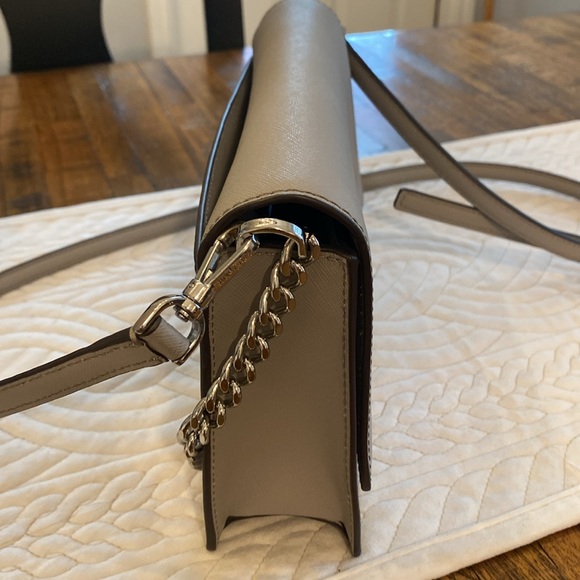 Kate Spade Madison Flap Crossbody purse - Picture 14 of 16